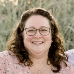 Shellie Karol-Chik