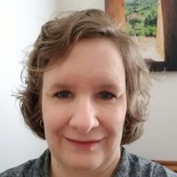 Louise Svehla